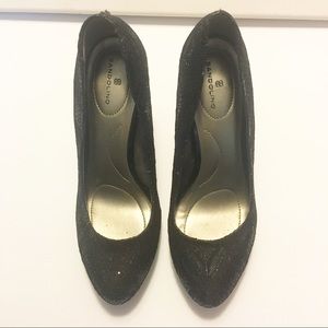 Bandolino Black Faux Patent Leather Pumps with Lace Overlay 4” heel Women’s  7.5